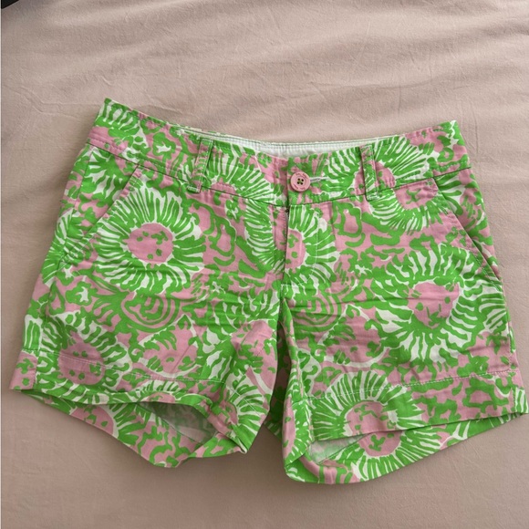 Lilly Pulitzer Green and Pink The Callahan Short - Picture 1 of 3